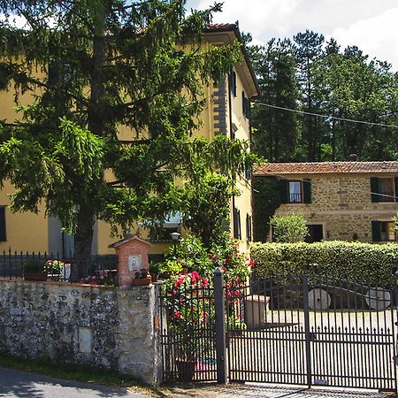 Alloggio Villa Manini 斯卡尔佩里亚 外观 照片